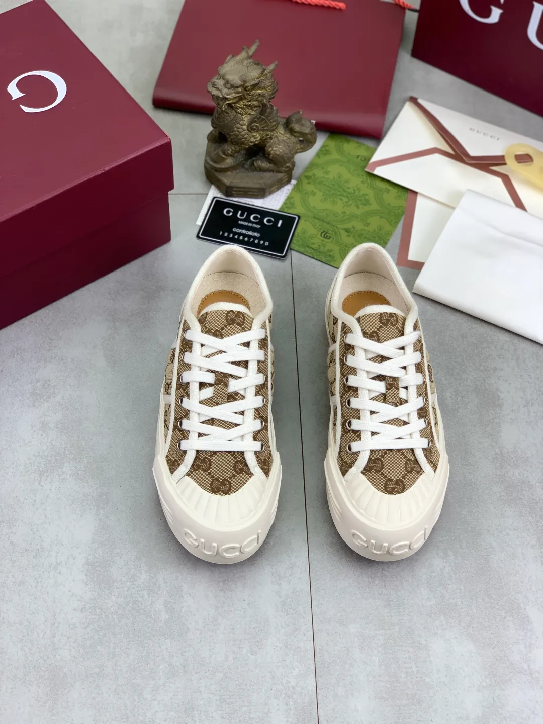 Men's shoes 💰P480 New Gucci thick-soled cloth shoes for women, high-quality version with logo patterned cloth surface, 5mm thick sole, ultra-light shoes, versatile and comfortable.  Fabric: Versatile floral fabric Lining: Versatile canvas Feet: Towel fabric Code number: 35-41 (41 customized) Packaging: Original packaging
